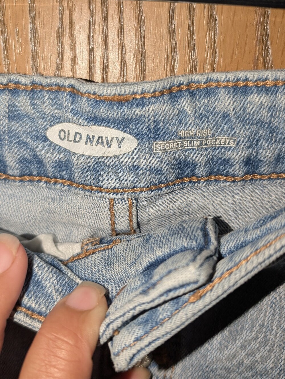 Old Navy Light Blue Button-Front Denim Shorts - Picture 3 of 4